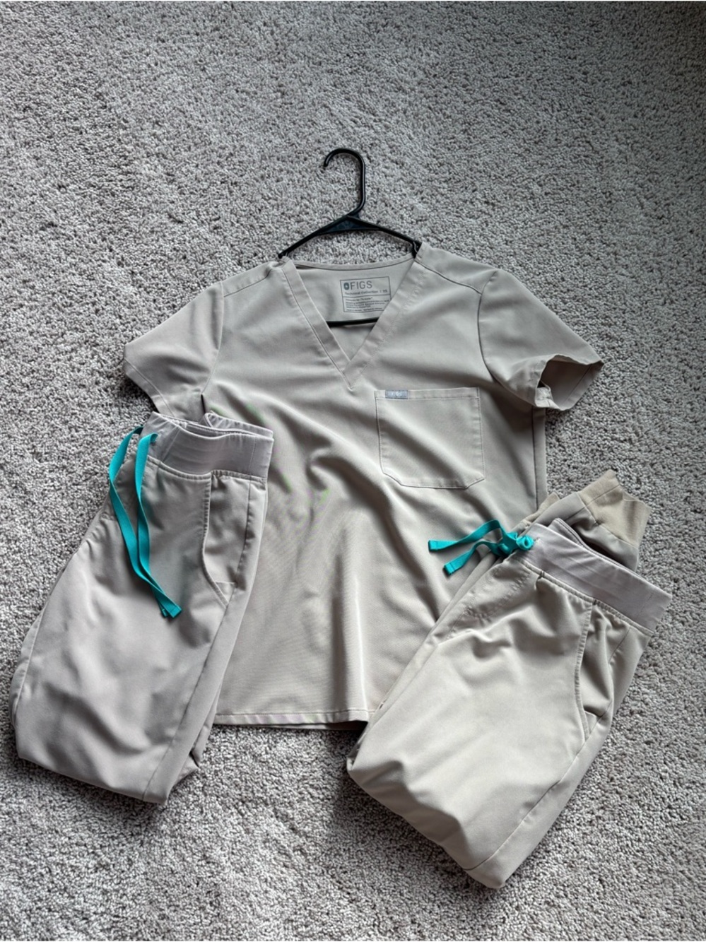 Figs Bone Jogger Pants with Teal Drawstrings S/P